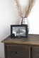 Cadre photo chien horizontal noir avec motif à chevrons