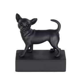 Figure de race de chien Chihuahua cheveux courts noir