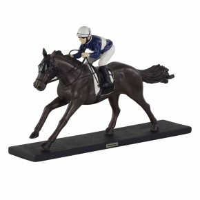 Skulptur Jockey auf Rennpferd in Farbe